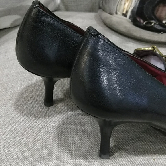 Coach black shoes kitten heel  size 8.5 - Picture 4 of 8